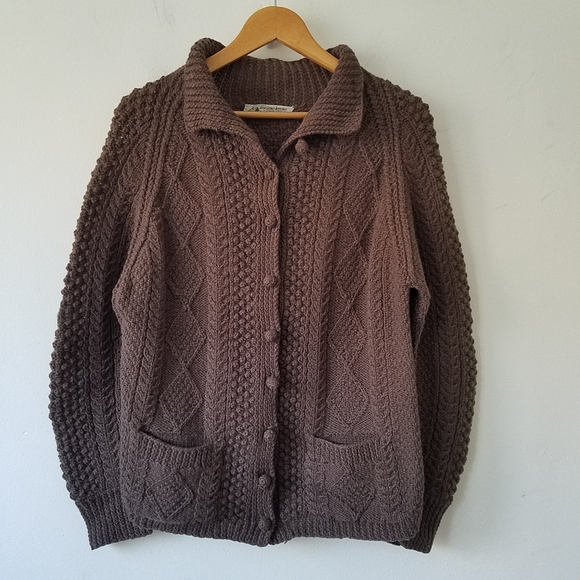 Vintage Sweaters - Vintage Irish Cottage Industries Dublin 100% Wool Ireland Cable Knit Cardigan